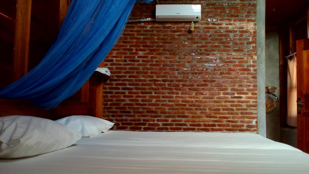 Dolin Cottage Hilibotodane エクステリア 写真